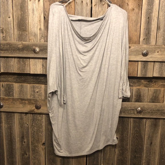 Elegant Women's Gray Drape Tunic - Picture 1 of 2